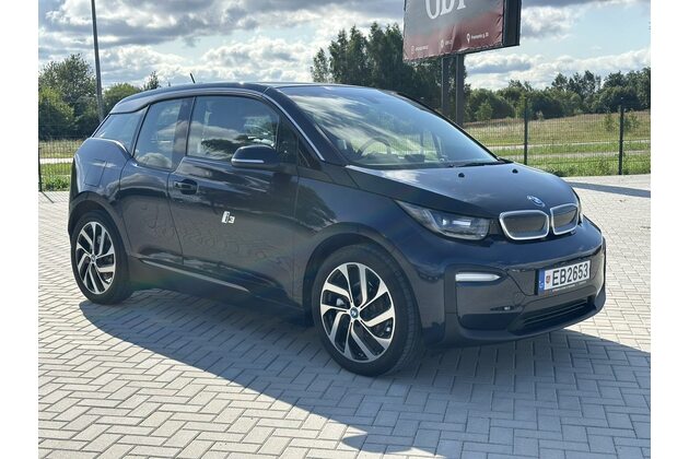 BMW I3 automobilių nuoma