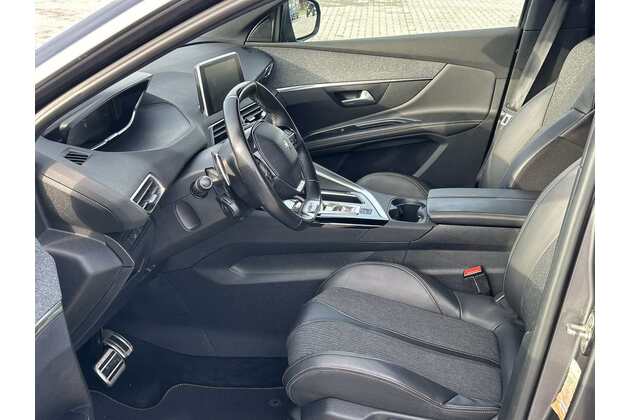 Peugeot 5008 automobilių nuoma