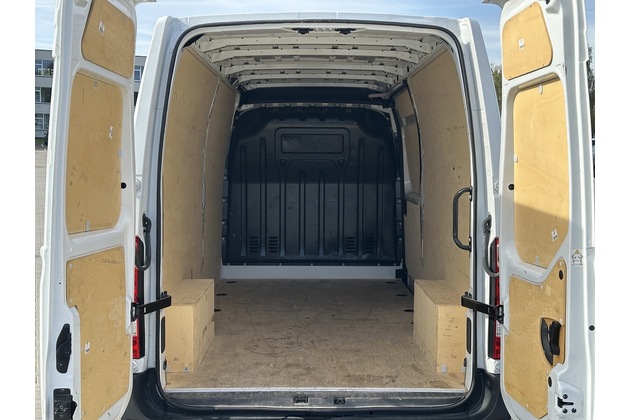 Renault Master  komercinio transporto nuoma