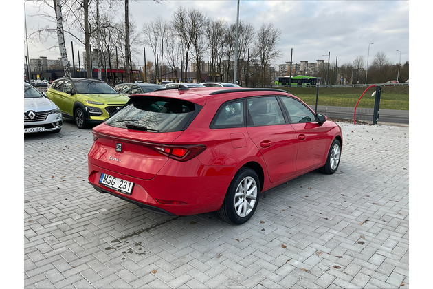 Seat Leon automobilių nuoma