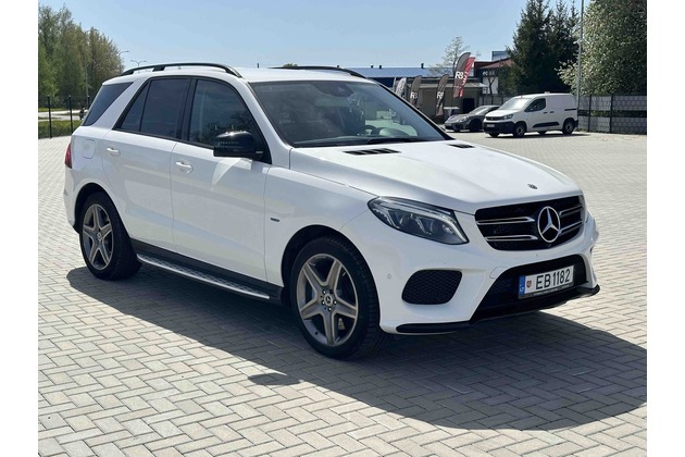 Mercedes Benz GLE automobilių nuoma