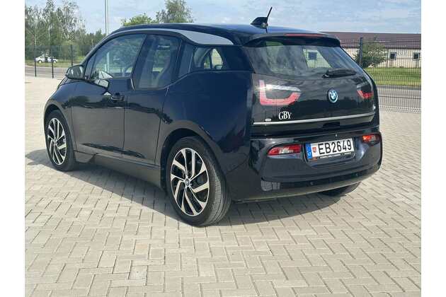 BMW i3 automobilių nuoma