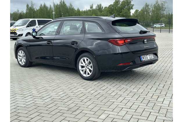 Seat Leon  automobilių nuoma