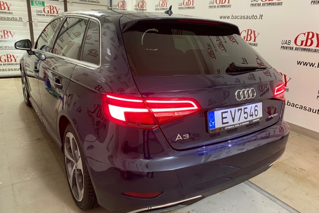 Audi A3 E-Tron automobilių nuoma