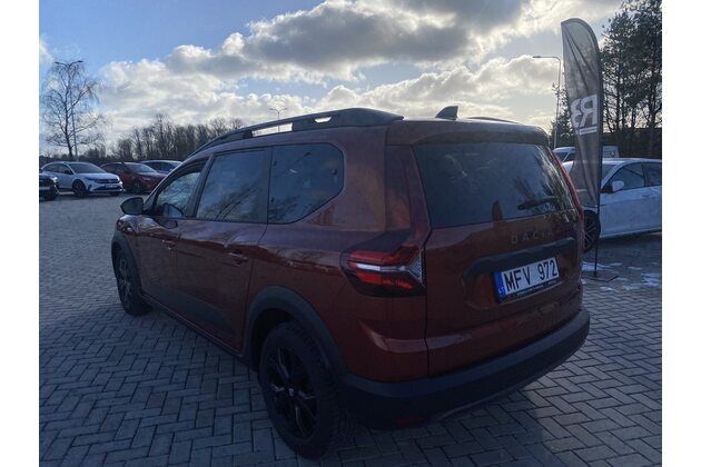 Dacia Jogger automobilių nuoma