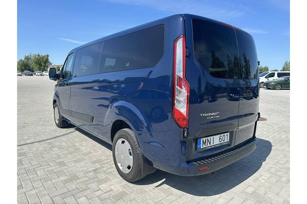 Ford Transit Custom automobilių nuoma