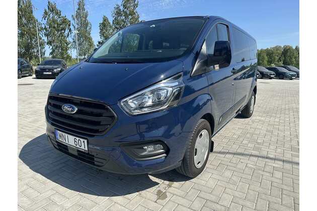 Ford Transit Custom automobilių nuoma