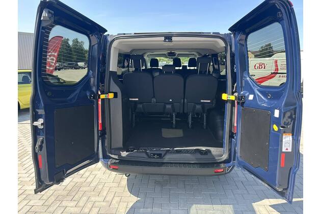 Ford Transit Custom automobilių nuoma