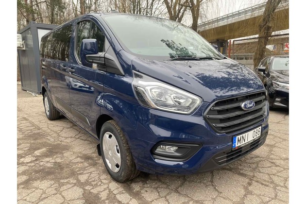 Ford Transit Custom automobilių nuoma