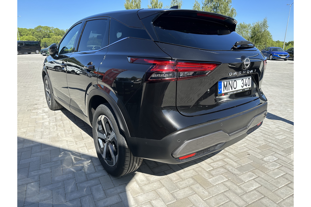 Nissan Qashqai automobilių nuoma