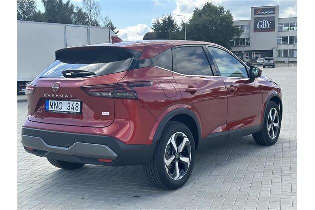 Nissan Qashqai automobilių nuoma