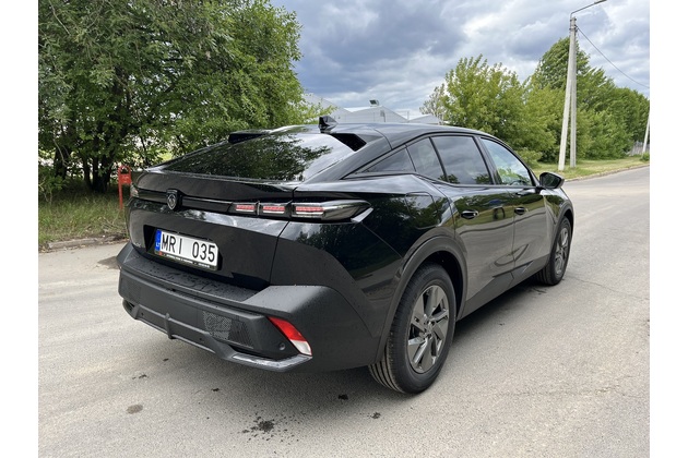 Peugeot 408 automobilių nuoma