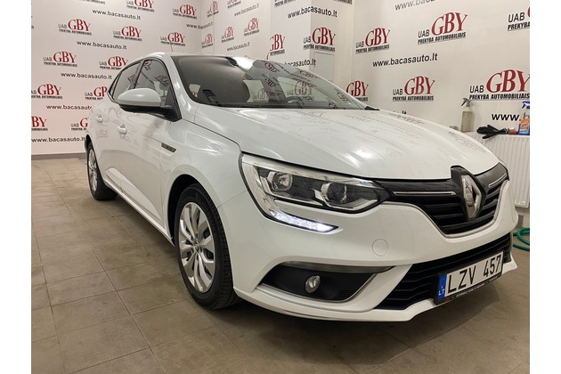 Renault Megane MT automobilių nuoma