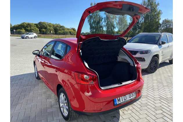 Seat Ibiza automobilių nuoma