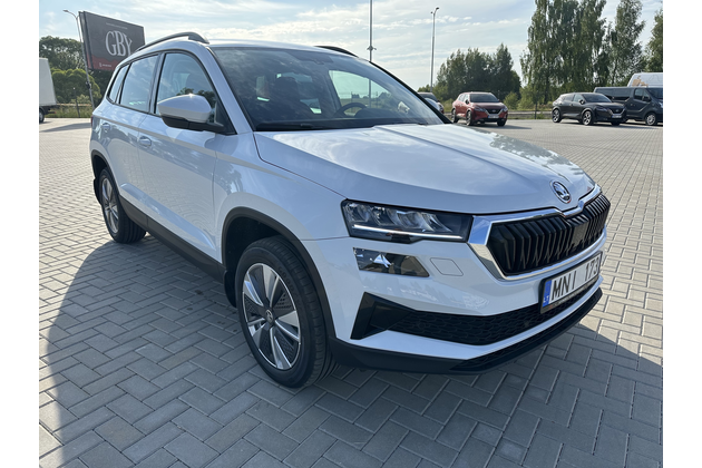 Škoda Karoq automobilių nuoma