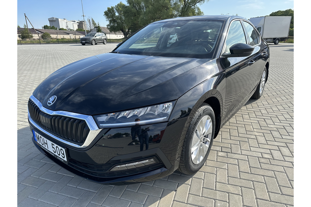 Škoda Octavia automobilių nuoma