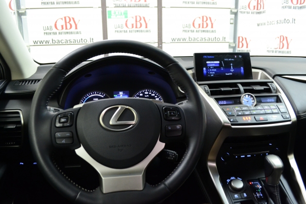 Lexus NX300h  automobilių nuoma