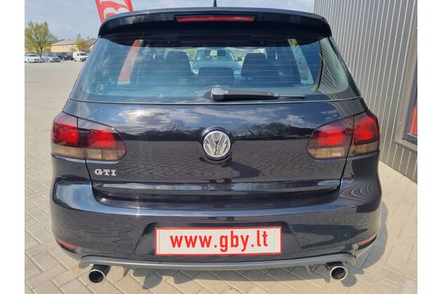 VW Golf GTI automobilių nuoma